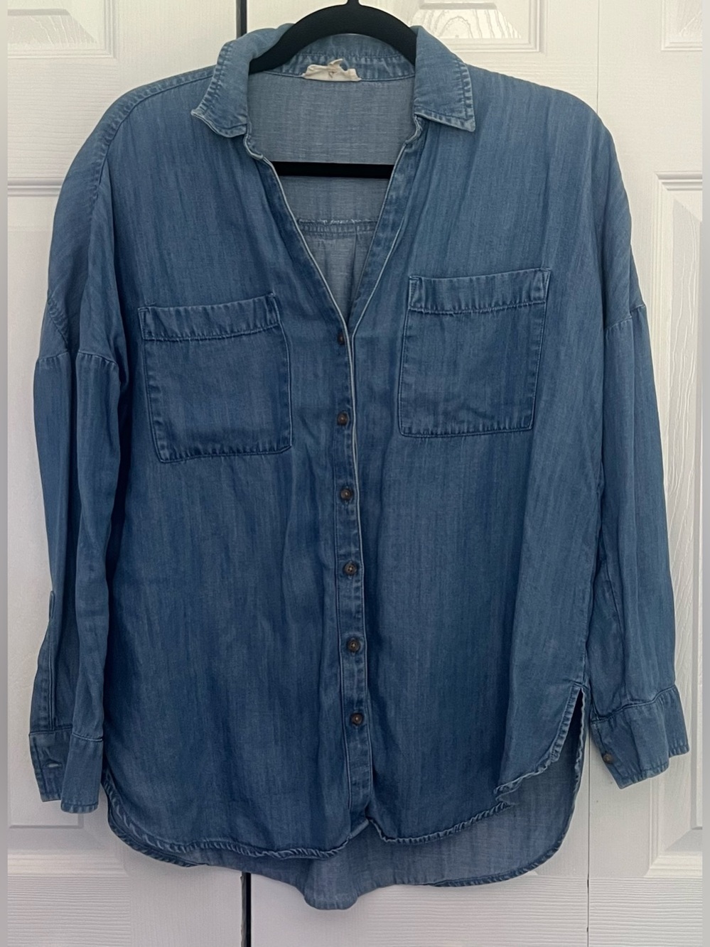 Lou & Grey Tencel Lyocell Chambray Button Down Shirt